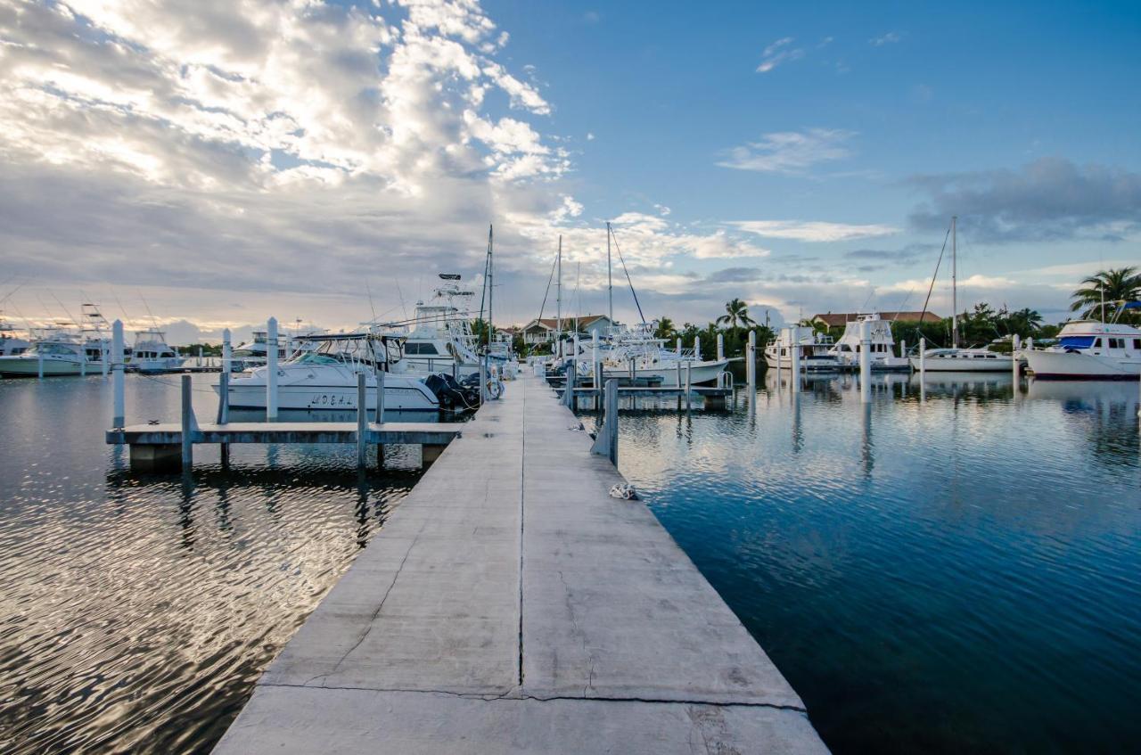 Coral Lagoon Resort Key Colony Beach Exterior photo